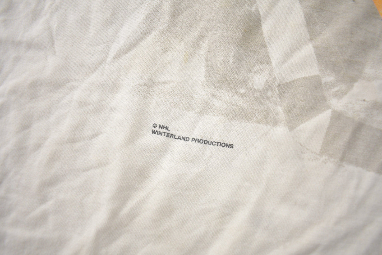 NHL Clothing > Gender Neutral Adult Clothing > Tops & Tees > T Shirts Vintage 1990s Pittsburgh Penguins NHL Hockey Graphic T-Shirt Size XL