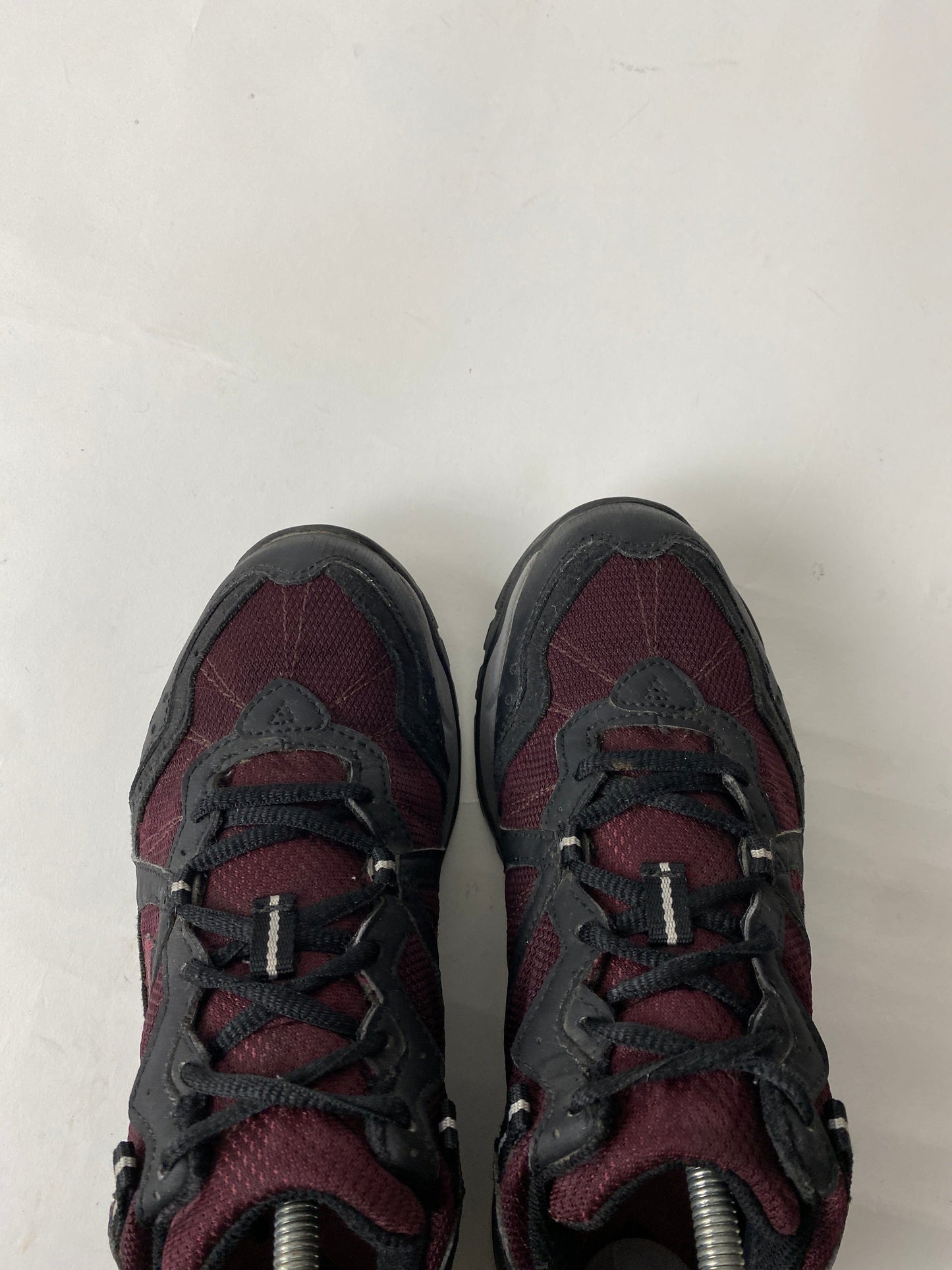 Nike ACG Shoes US Womens 6.5 Red Gore Tex Hiking from propervintagecanada