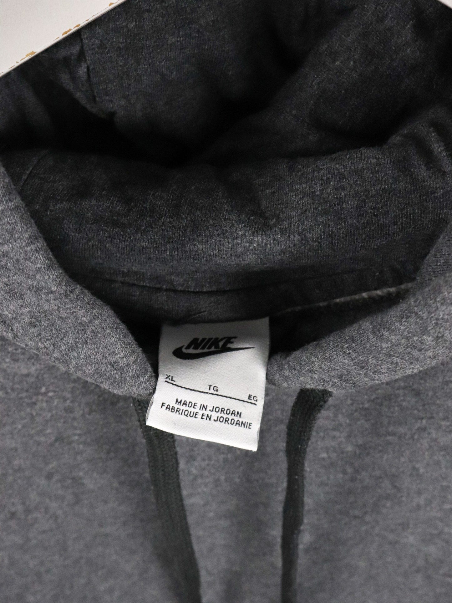 Nike Sweatshirt Mens XL Grey Hoodie from propervintagecanada
