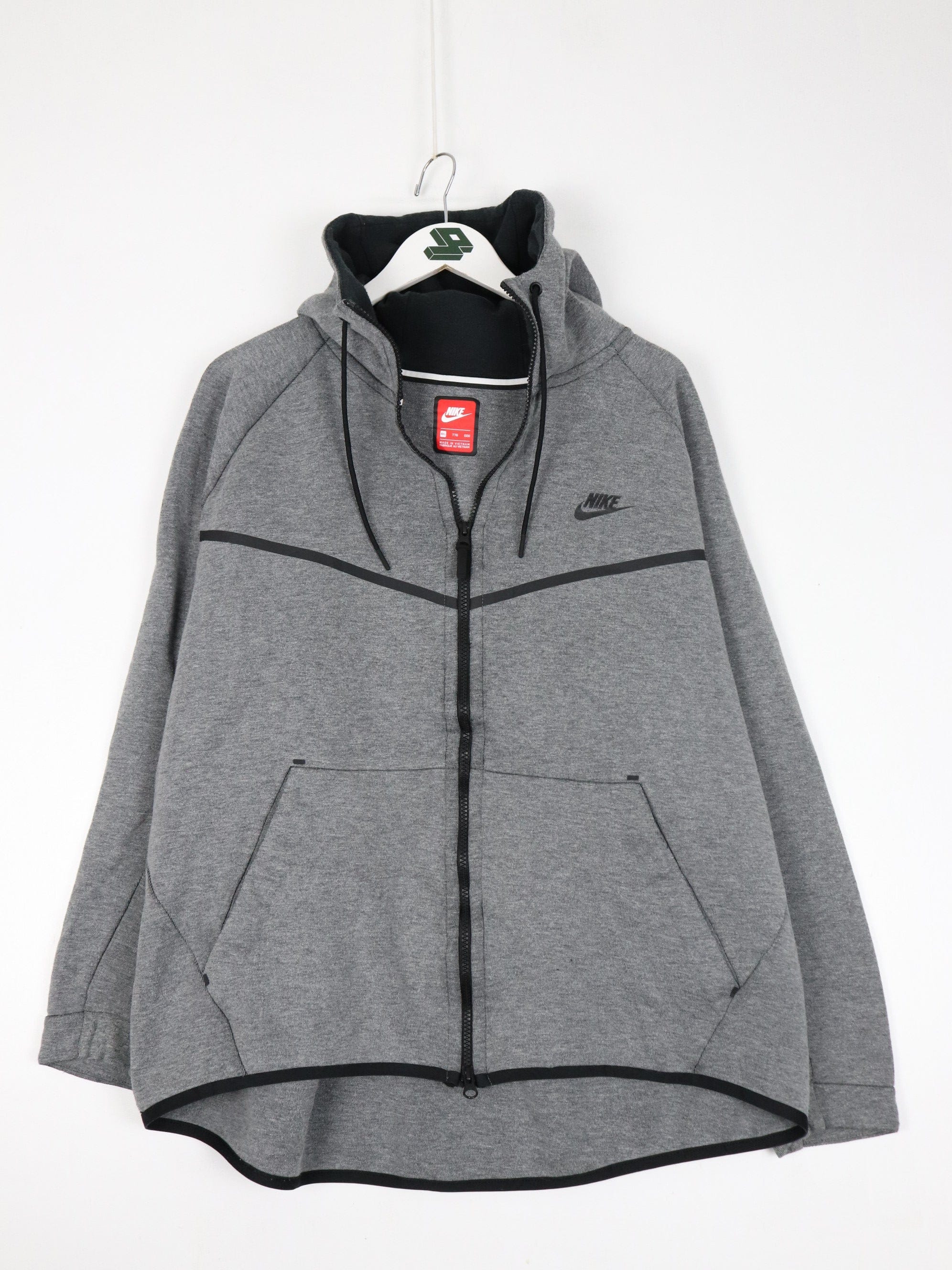 Nike sweatsuit hot sale mens grey