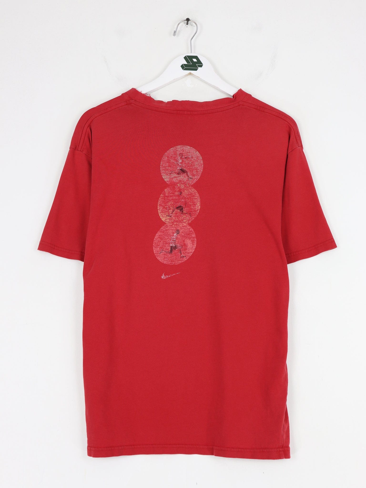 Vintage Nike T Shirt Fits Men's Medium Red Y2K Athletic Basketball