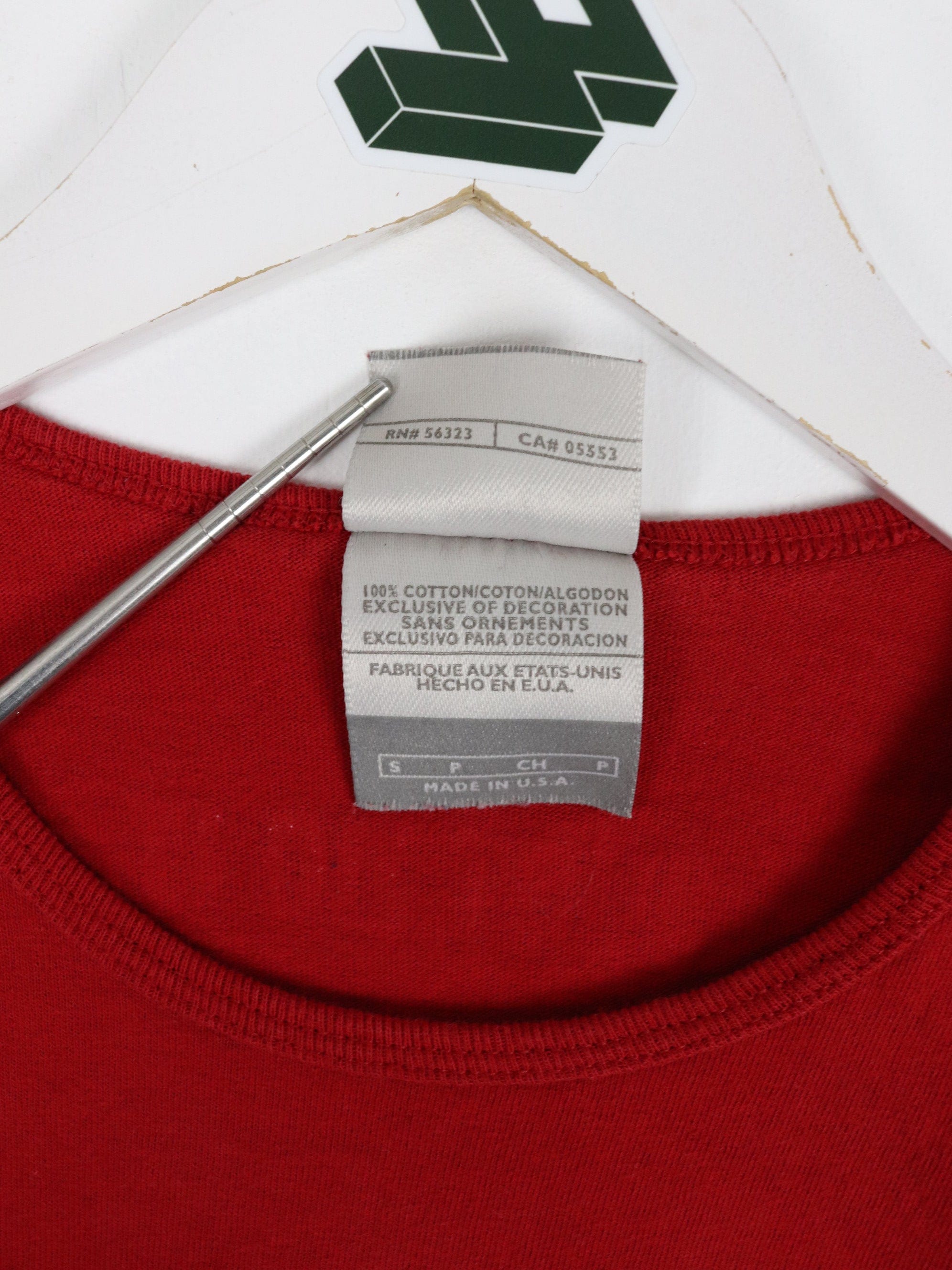 Nike T Shirt Women's Medium Red Middle Swoosh Long Sleeve