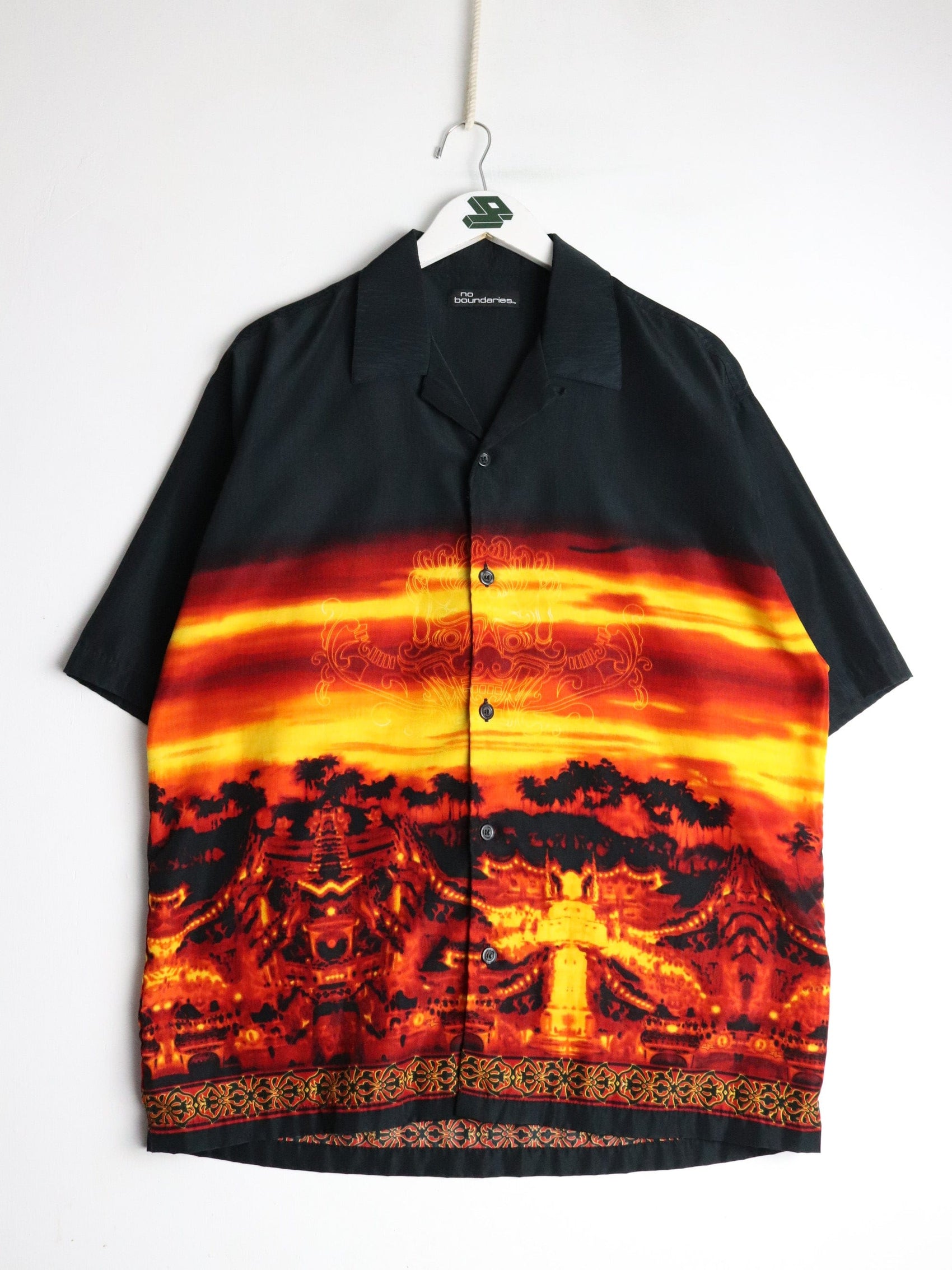 No Boundaries Shirt Mens XL Black Native Button Up from propervintagecanada