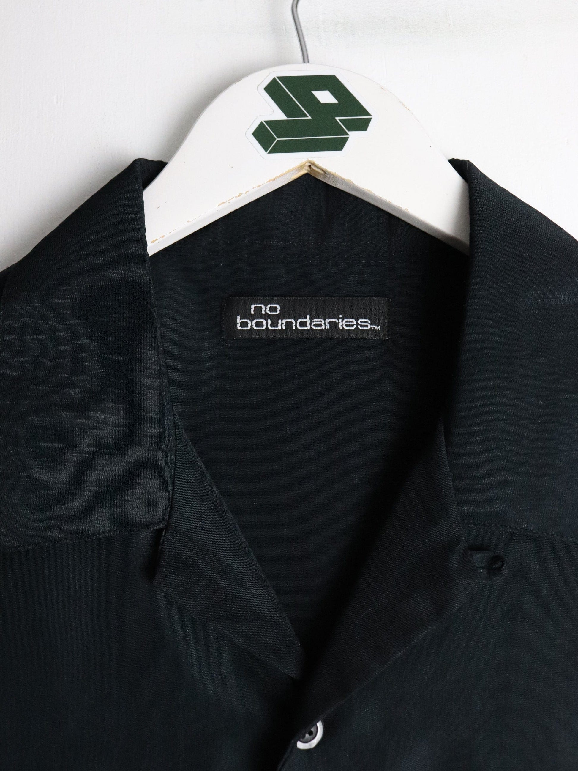 No Boundaries Shirt Mens XL Black Native Button Up from propervintagecanada