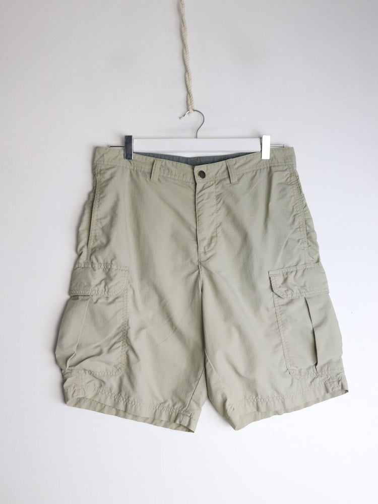 Nylon Cargo Shorts Mens 32 Beige from propervintagecanada