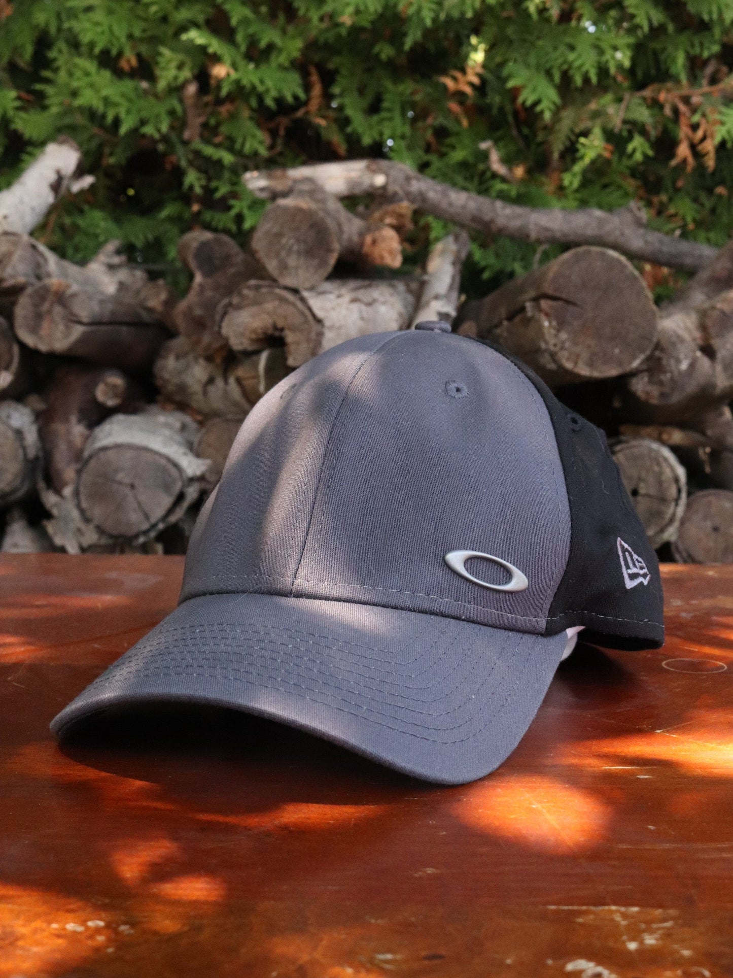 Oakley Hat Adult L/XL Grey from propervintagecanada