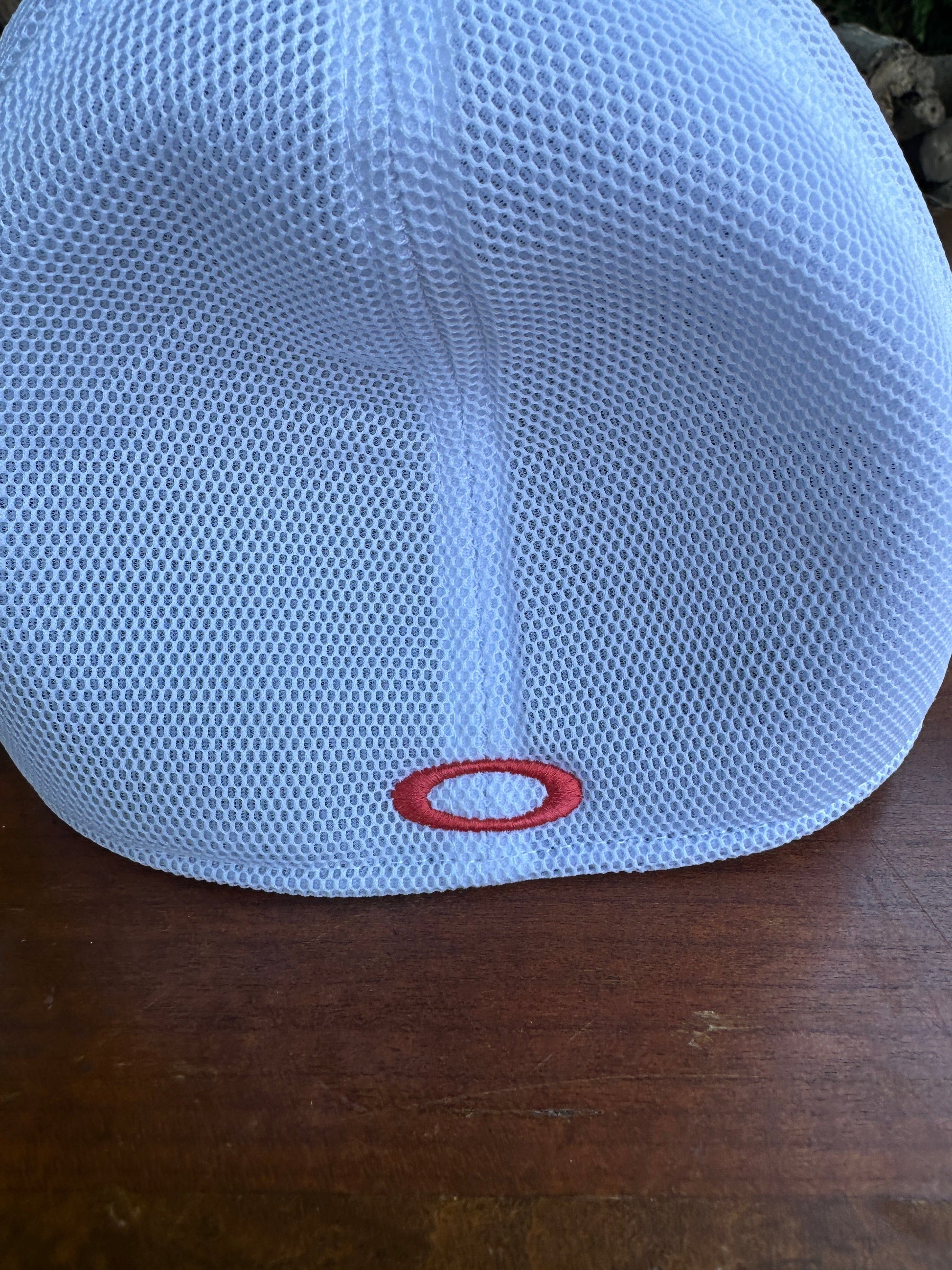 Oakley Hat Adult S/M Grey Fitted
