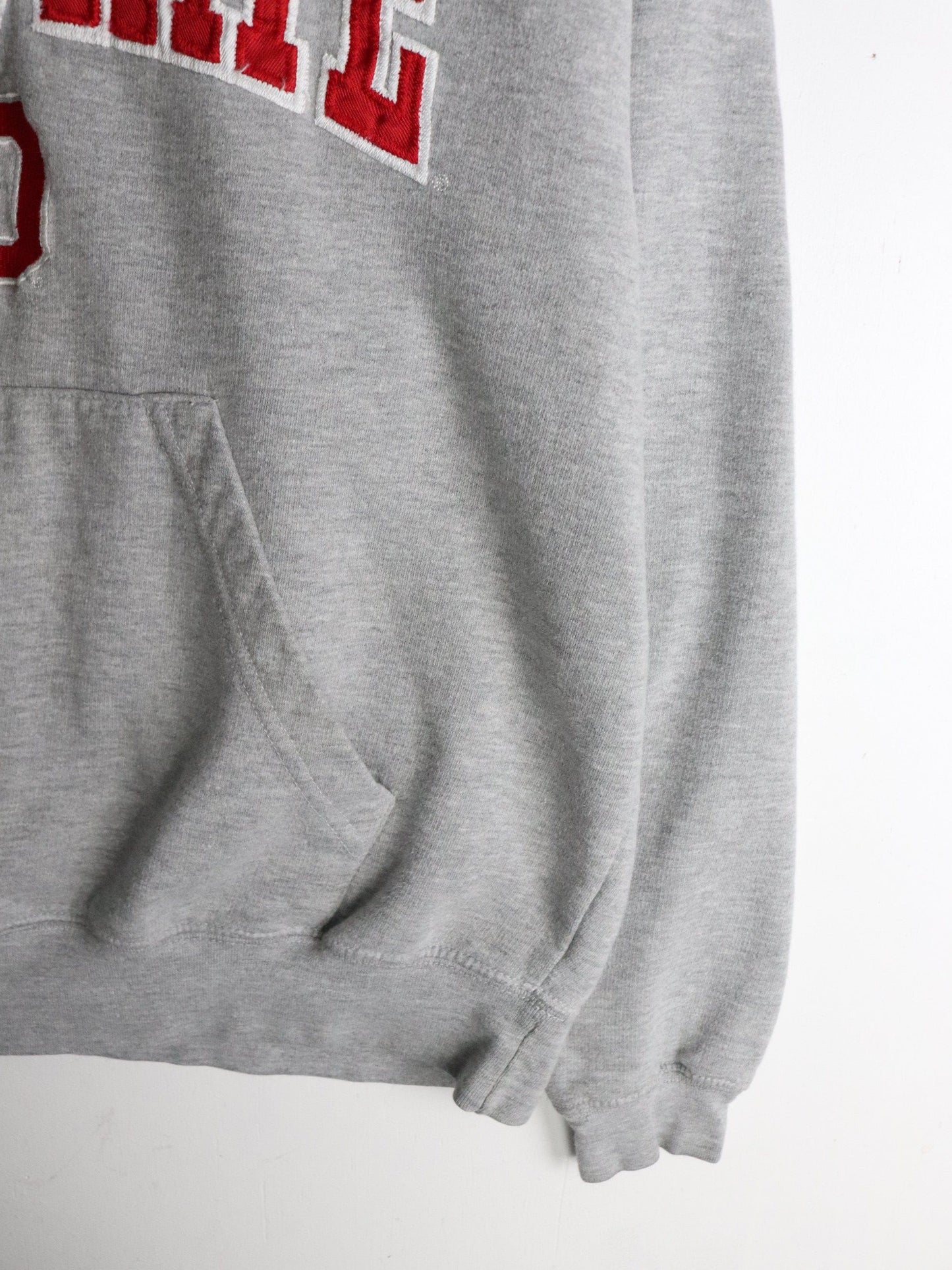 Ohio State Buckeyes Sweatshirt Fits Mens Medium Grey College Hoodie from propervintagecanada