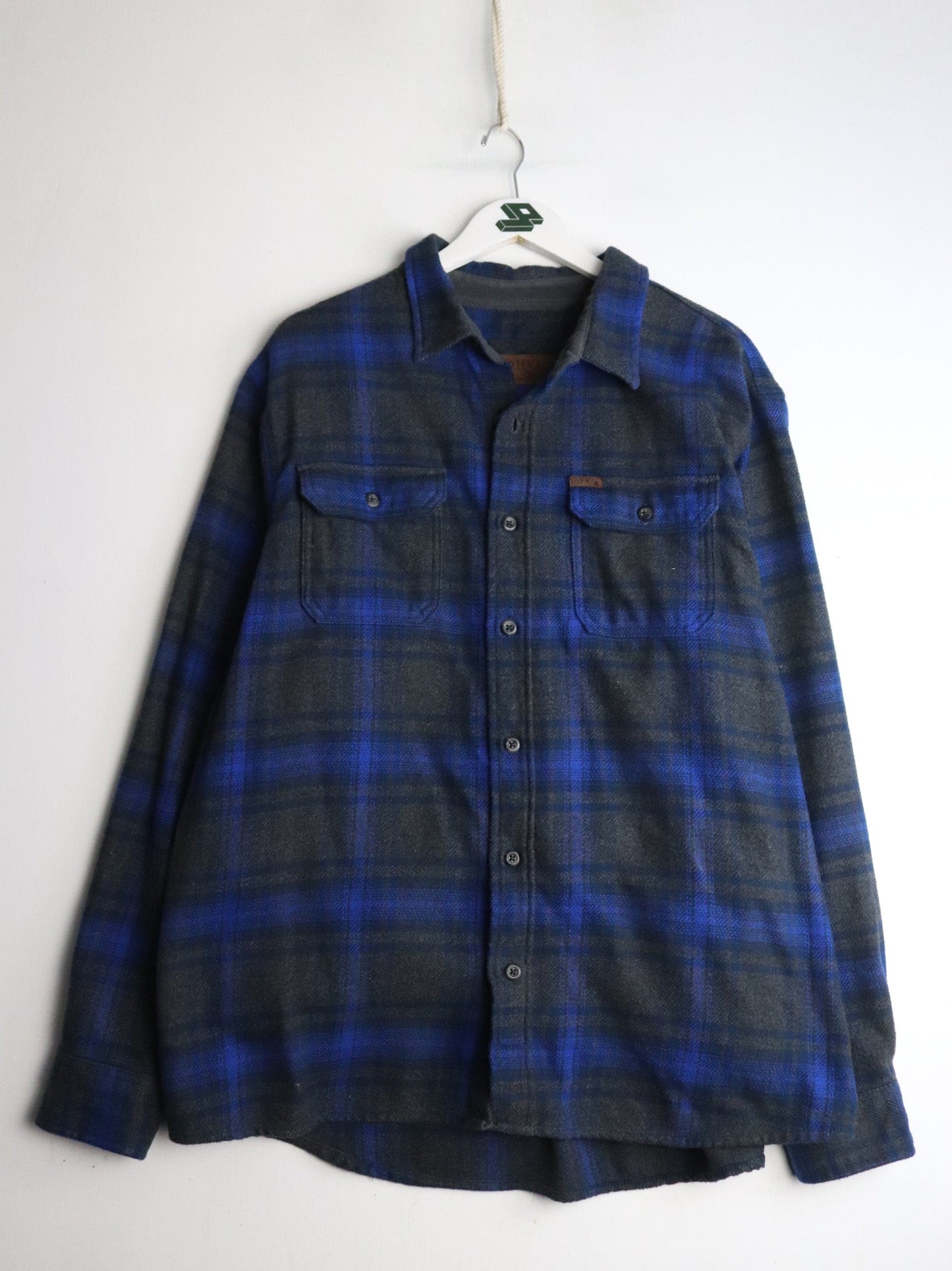 Orvis Shirt Mens 2XL Grey Button Up Flannel from propervintagecanada