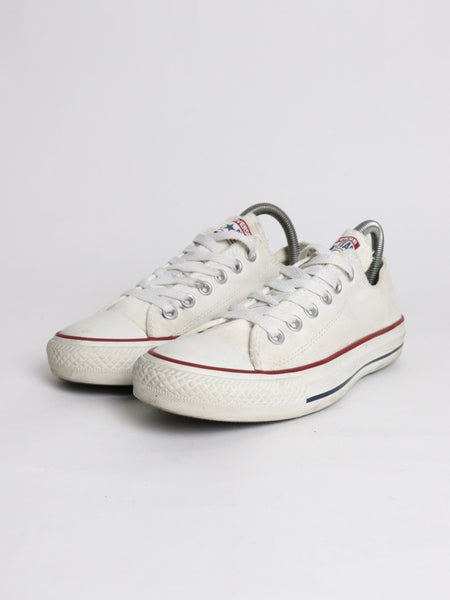 All white deals converse size 5