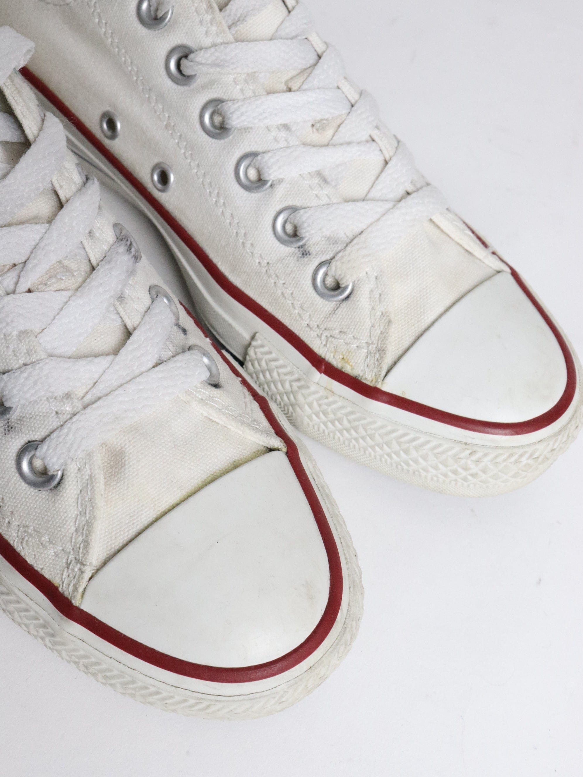 White converse shoes size 5 Clearance