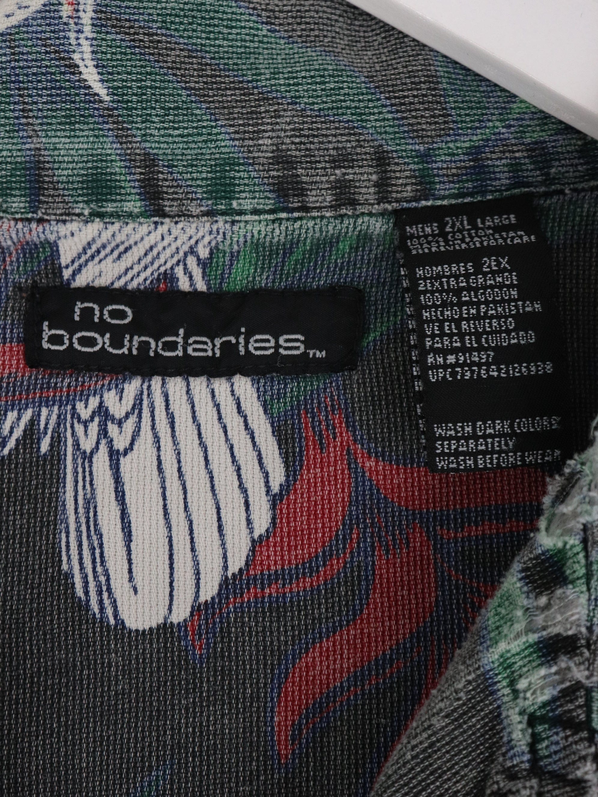Vintage No Boundaries Shirt Mens 2XL Black Floral Short Sleeve Hawaiian Y2K