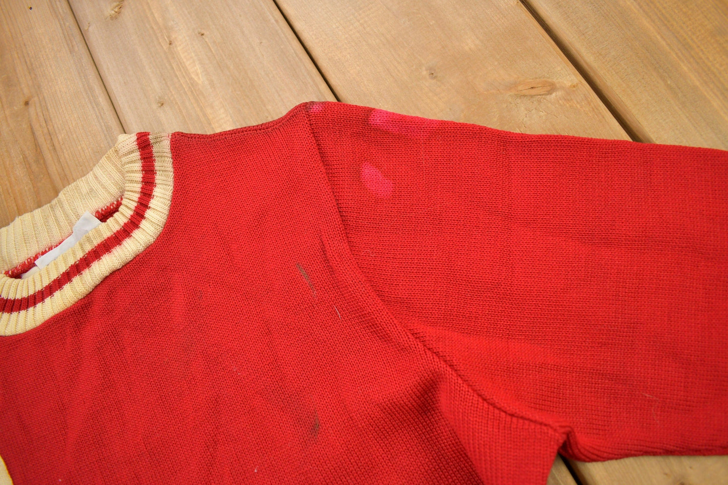 Other Clothing > Gender Neutral Adult Clothing > Hoodies & Sweatshirts > Sweatshirts Vintage 1960s Barry Collegiate Knitted Crewneck Sweater Men's Small