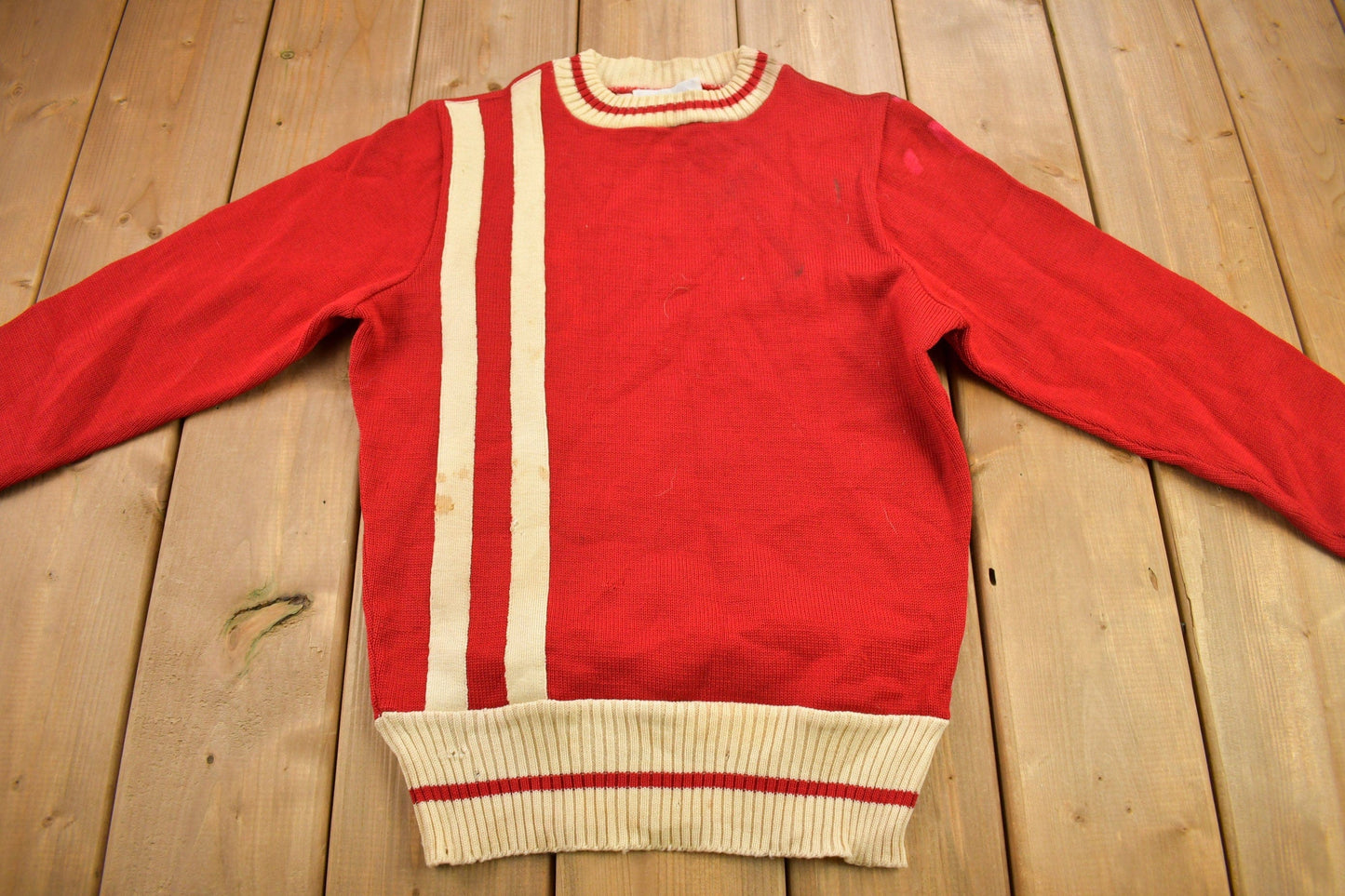 Other Clothing > Gender Neutral Adult Clothing > Hoodies & Sweatshirts > Sweatshirts Vintage 1960s Barry Collegiate Knitted Crewneck Sweater Men's Small