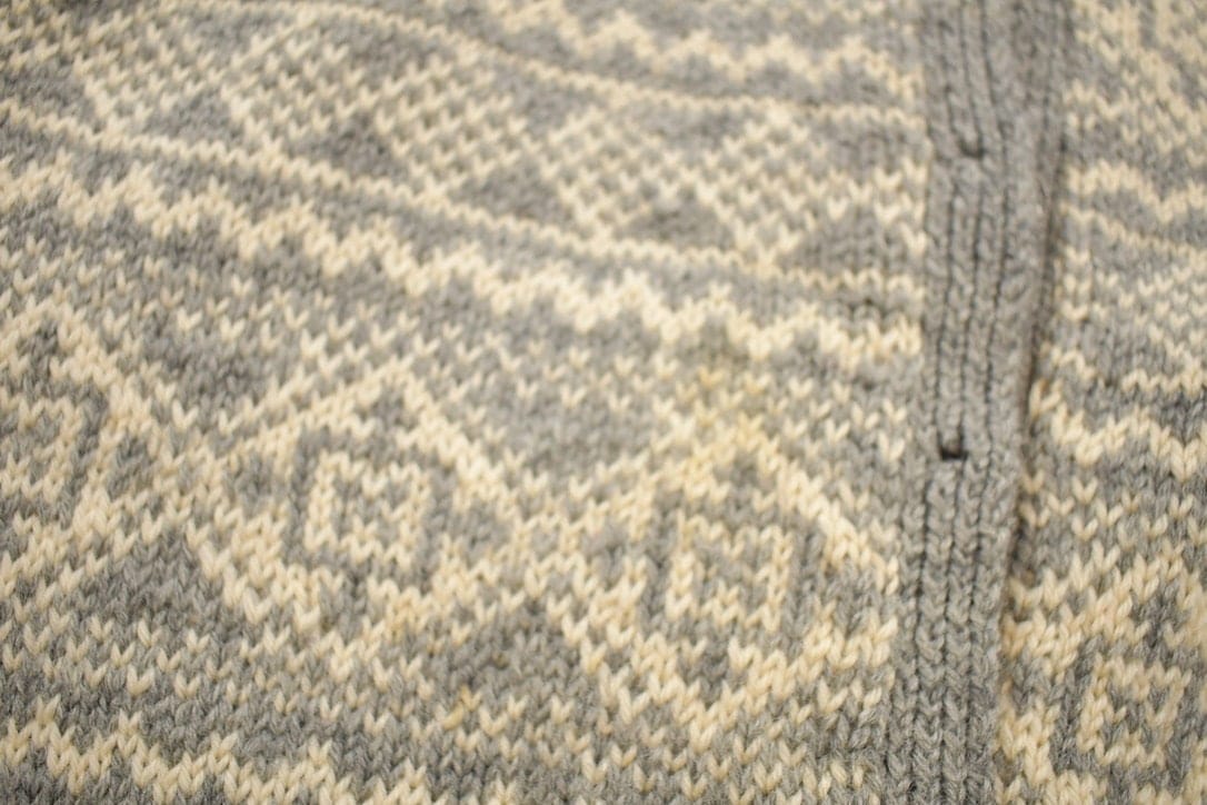 Other Clothing > Gender Neutral Adult Clothing > Hoodies & Sweatshirts > Sweatshirts Vintage 1970s 100% Wool Knit Cardigan Sweater Women's M