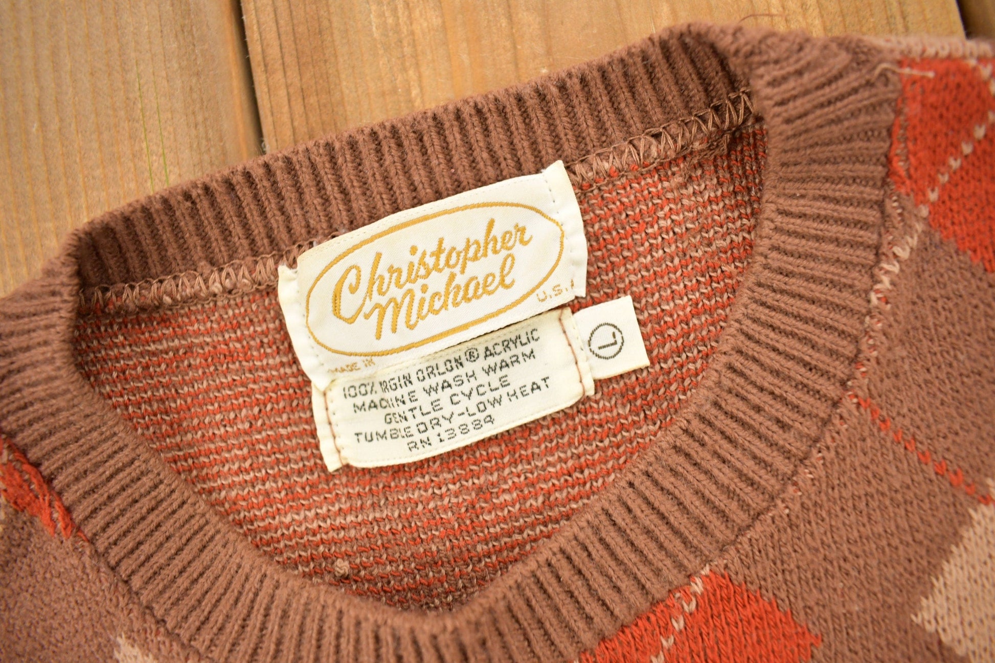 Other Clothing > Gender Neutral Adult Clothing > Hoodies & Sweatshirts > Sweatshirts Vintage 1970s Christopher Michael Argyle Knitted Crewneck Sweater Men's Small