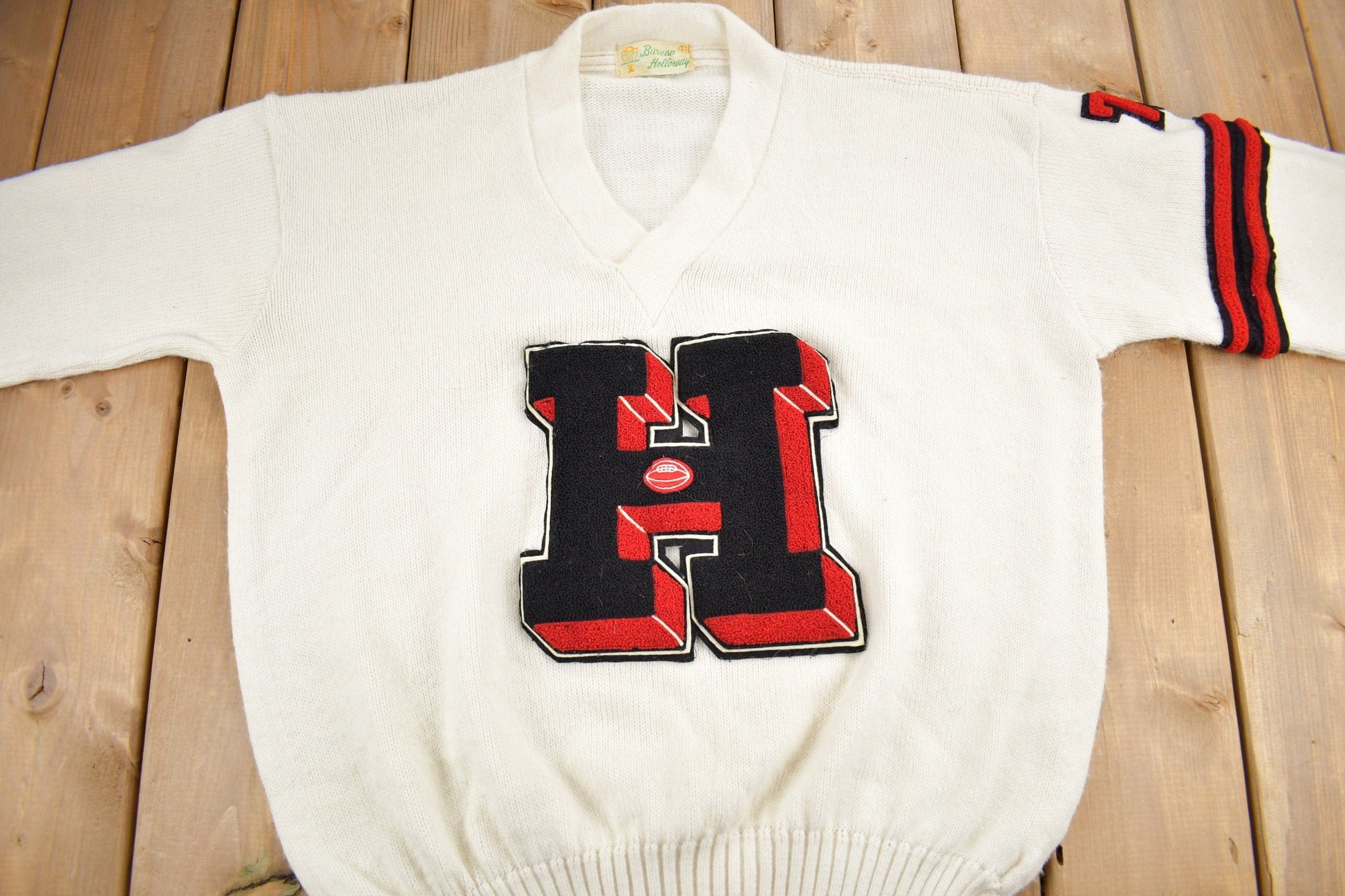 Other Clothing > Gender Neutral Adult Clothing > Hoodies & Sweatshirts > Sweatshirts Vintage 1971 100% Wool Collegiate Varsity Style Knit Sweater Athletic True Vintage / Made In USA / Burean Holloway