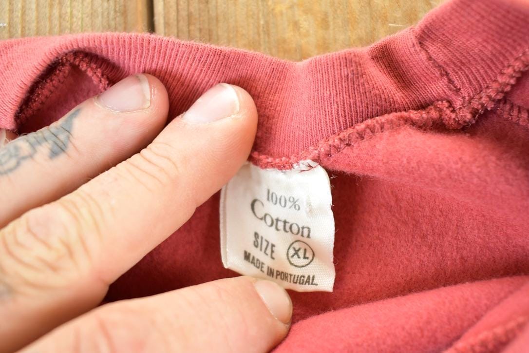 Other Clothing > Gender Neutral Adult Clothing > Hoodies & Sweatshirts > Sweatshirts Vintage 1980s City Of London Crewneck Sweatshirt Mens XL