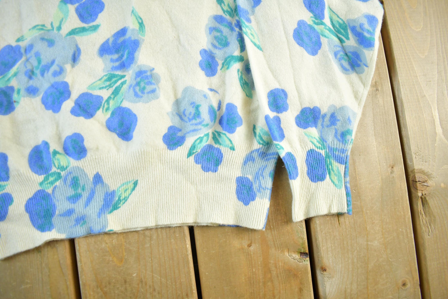 Other Clothing > Gender Neutral Adult Clothing > Hoodies & Sweatshirts > Sweatshirts Vintage 1980s Fennwright & Manson Floral Knit Sweater Women's S