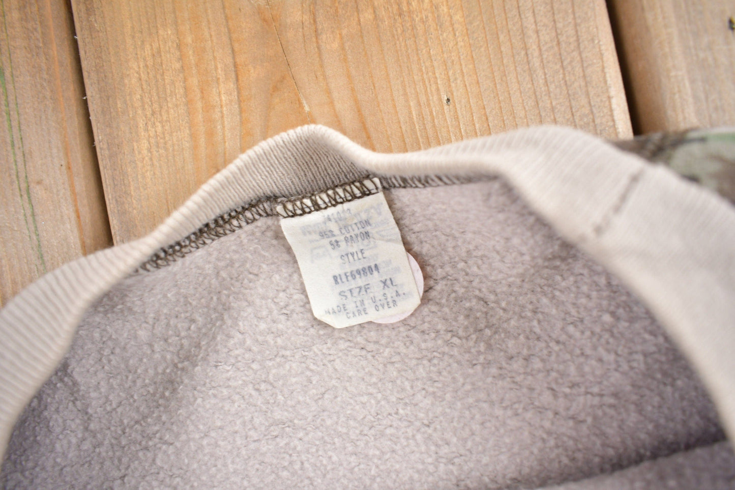 Other Clothing > Gender Neutral Adult Clothing > Hoodies & Sweatshirts > Sweatshirts Vintage 1980s Real Tree Bark Camo Crewneck Sweatshirt Men's Medium