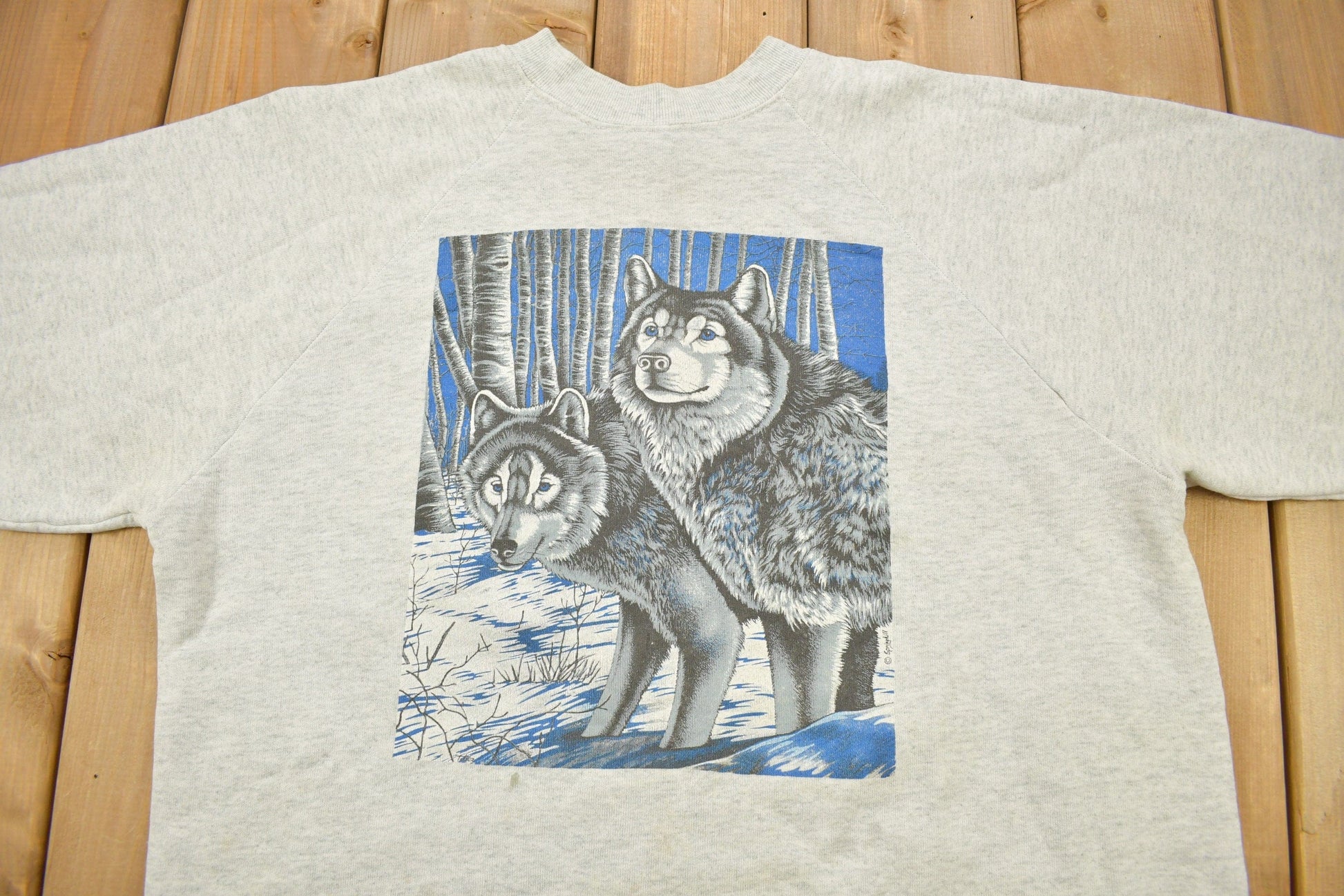 Other Clothing > Gender Neutral Adult Clothing > Hoodies & Sweatshirts > Sweatshirts Vintage 1980s Wolf Theme Graphic Raglan Crewneck Men's XL