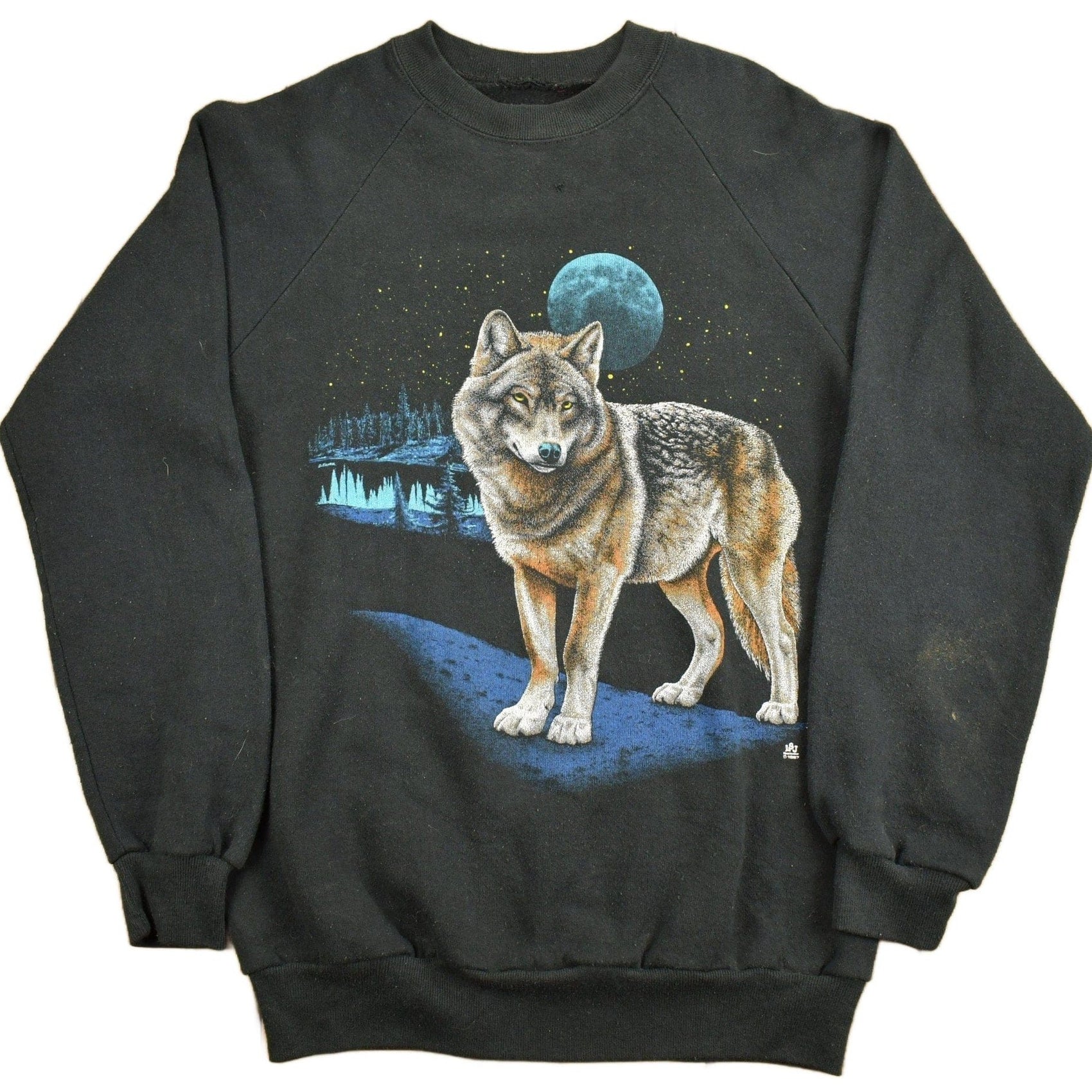 Other Clothing > Gender Neutral Adult Clothing > Hoodies & Sweatshirts > Sweatshirts Vintage 1980s Wolf Themed Crewneck Sweatshirt Men's Small