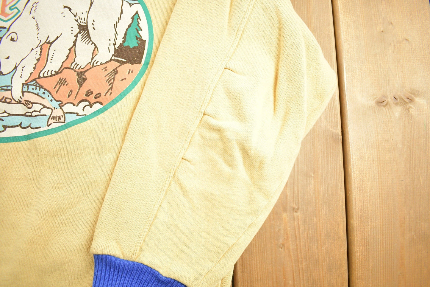 Other Clothing > Gender Neutral Adult Clothing > Hoodies & Sweatshirts > Sweatshirts Vintage 1980s Xaline Polar Bear Fish Theme Turtleneck Men's Large