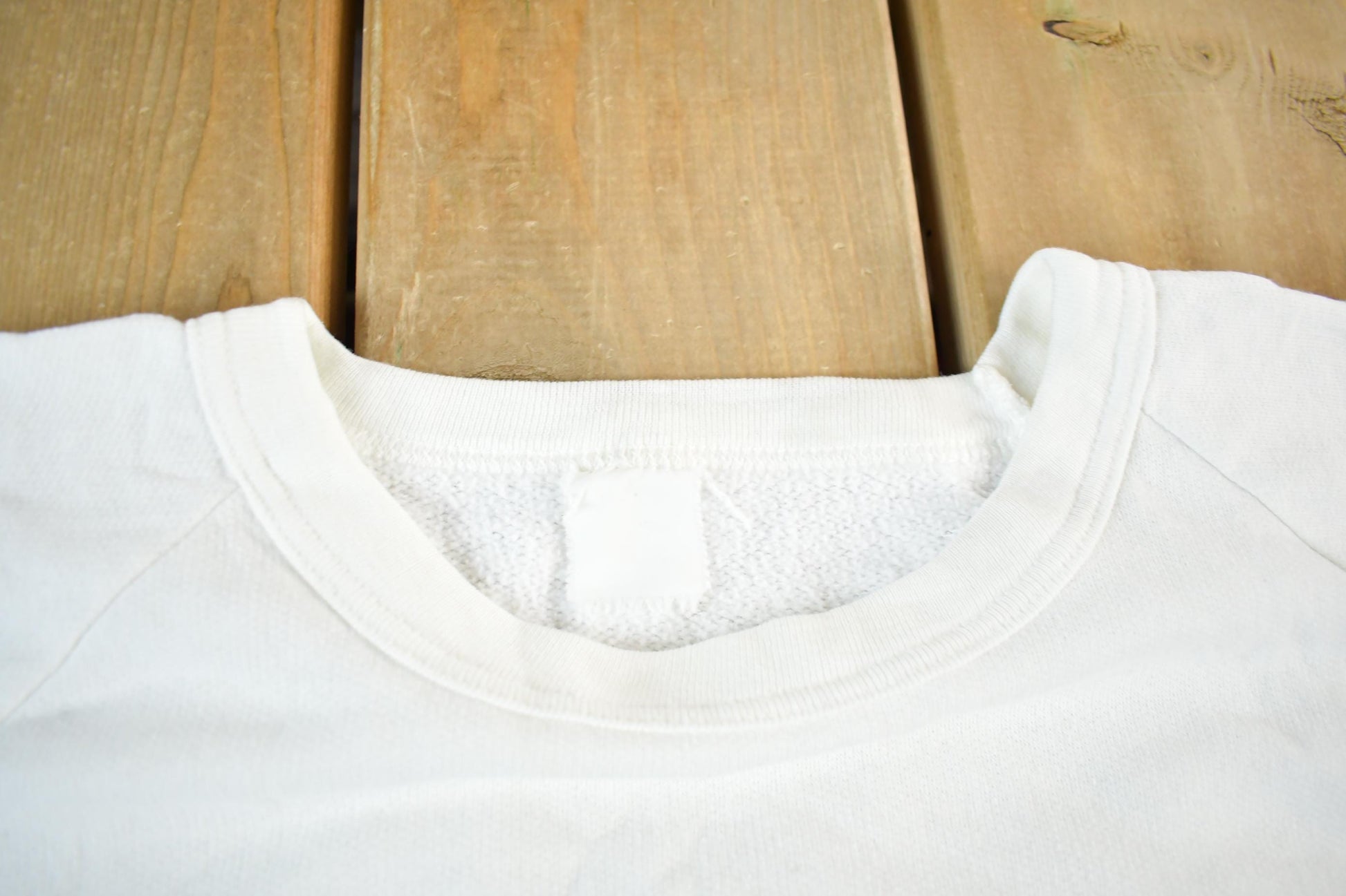 Other Clothing > Gender Neutral Adult Clothing > Hoodies & Sweatshirts > Sweatshirts Vintage 1986 Toronto Theme Crewneck Sweatshirt Men's L