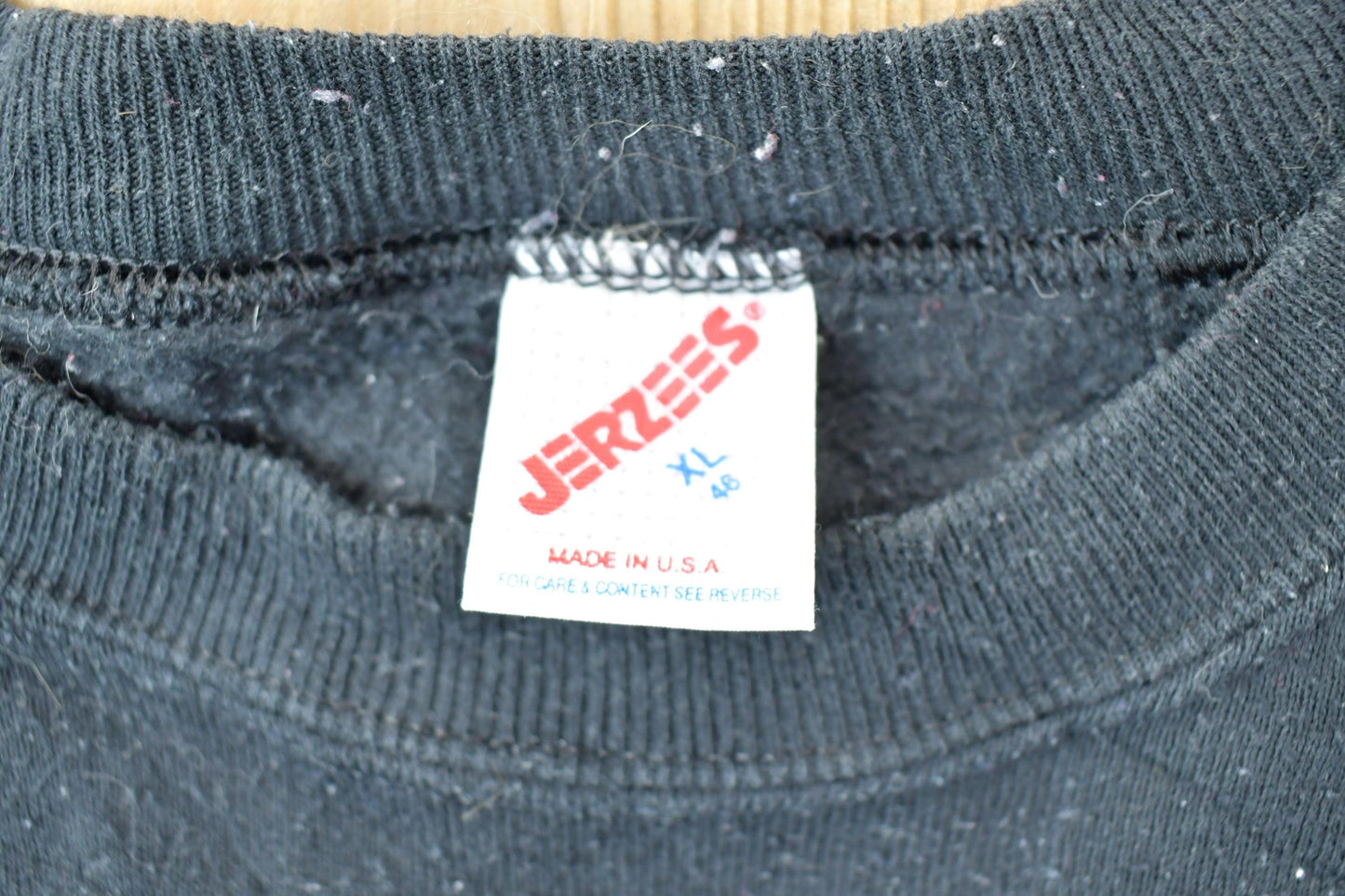 Other Clothing > Gender Neutral Adult Clothing > Hoodies & Sweatshirts > Sweatshirts Vintage 1987 Wolf With Northern Lights Moon Theme Crewneck Men's XL