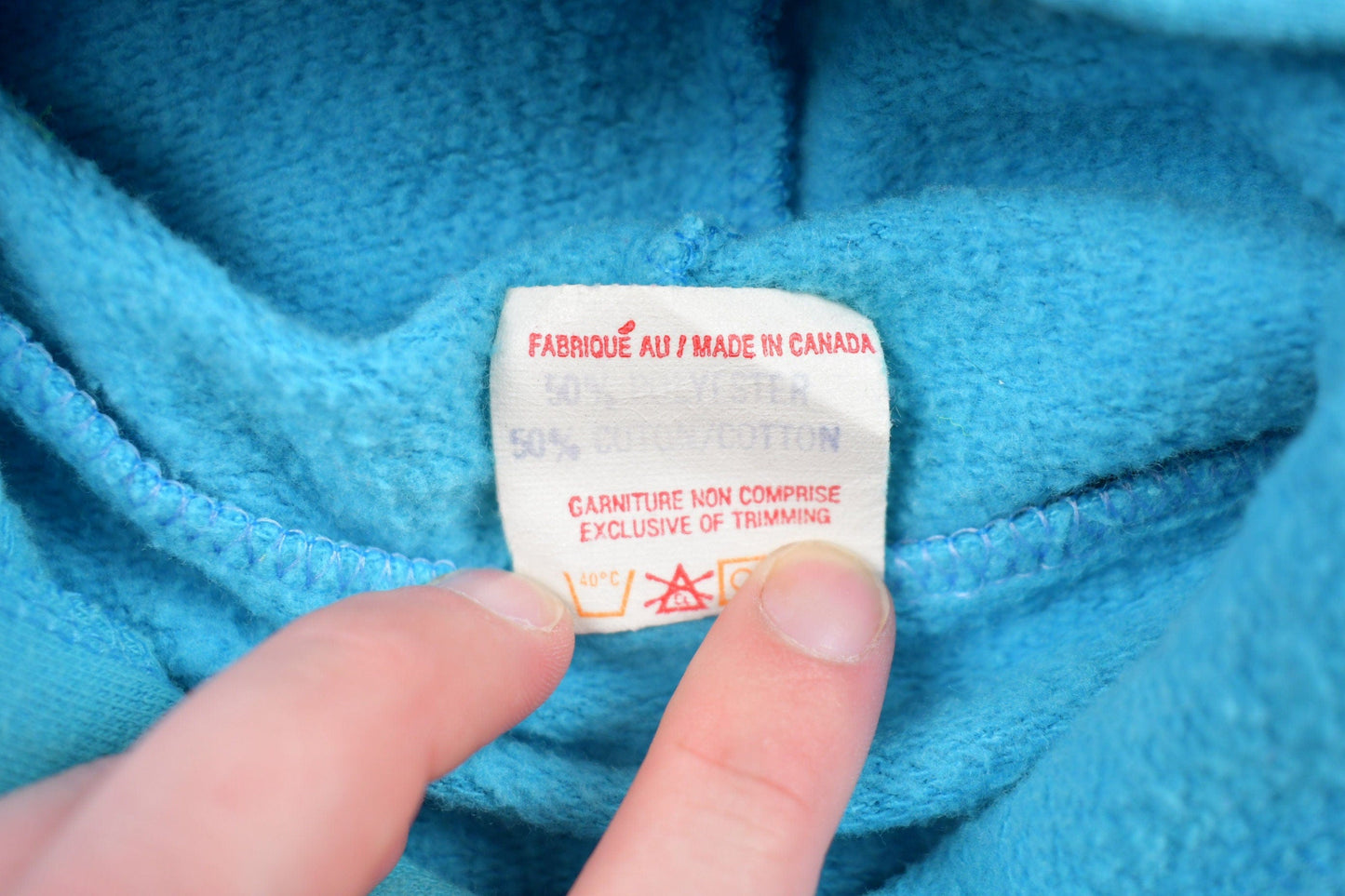 Other Clothing > Gender Neutral Adult Clothing > Hoodies & Sweatshirts > Sweatshirts Vintage 1990s Alaska SS Rotterdam Graphic Hoodie Men's Small