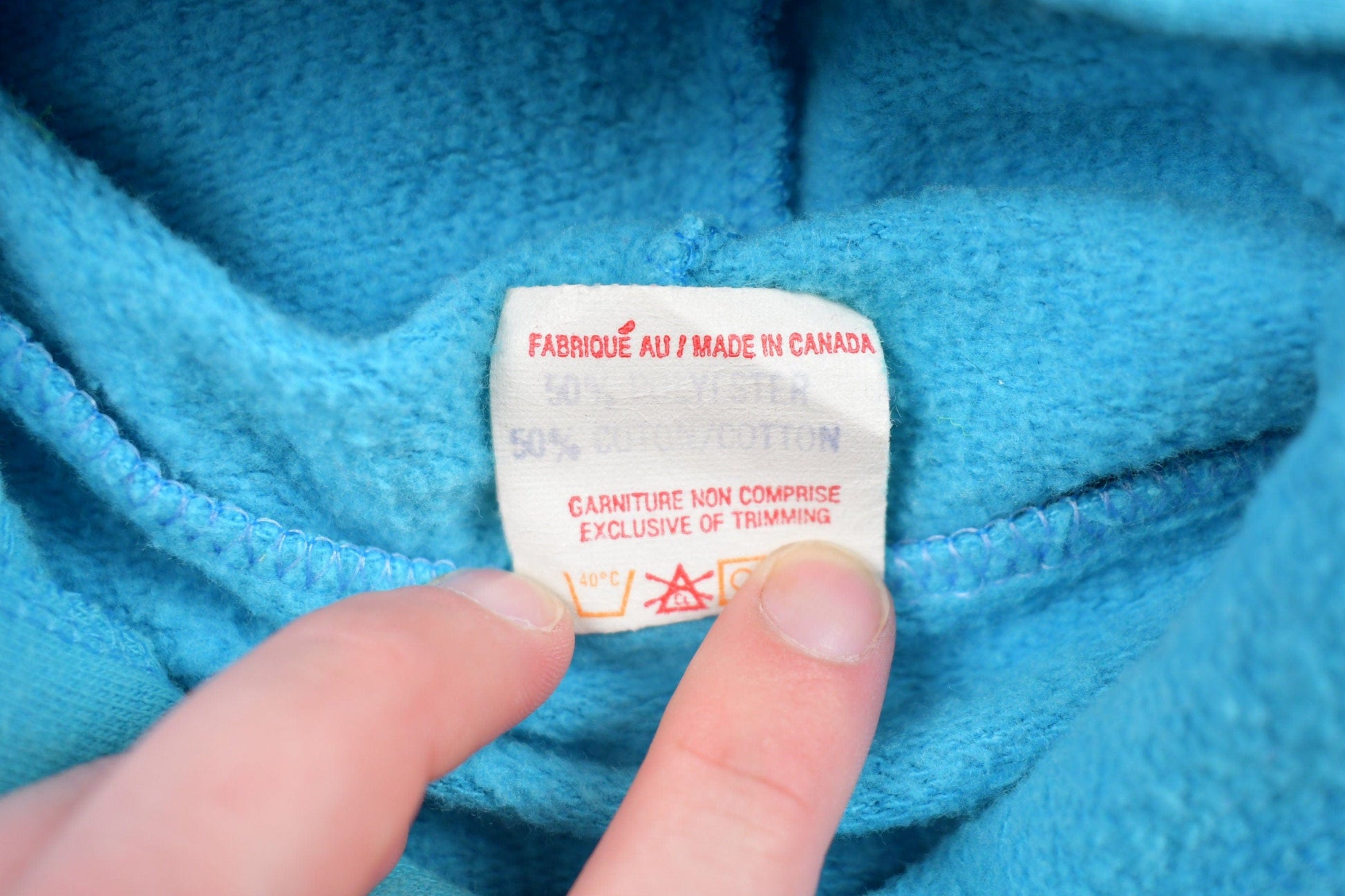 Other Clothing > Gender Neutral Adult Clothing > Hoodies & Sweatshirts > Sweatshirts Vintage 1990s Alaska SS Rotterdam Graphic Hoodie Men's Small