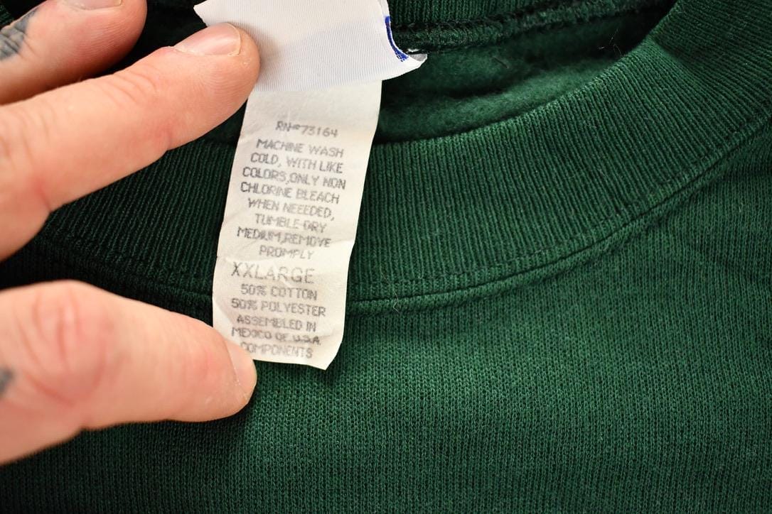 Other Clothing > Gender Neutral Adult Clothing > Hoodies & Sweatshirts > Sweatshirts Vintage 1990s Bald Eagle Screaming Eagle Crewneck Sweatshirt Men's XL