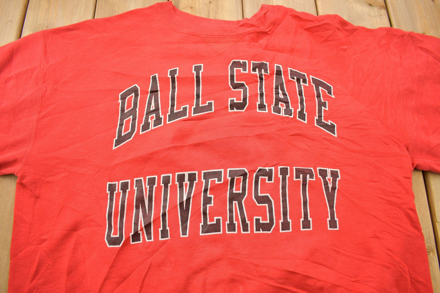 Other Clothing > Gender Neutral Adult Clothing > Hoodies & Sweatshirts > Sweatshirts Vintage 1990s Ball State University Collegiate Crewneck Men's XL