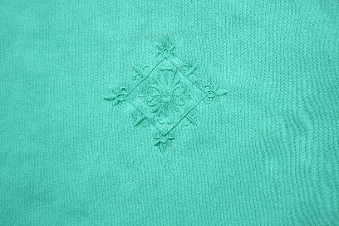 Other Clothing > Gender Neutral Adult Clothing > Hoodies & Sweatshirts > Sweatshirts Vintage 1990s Bay Waters Turquoise Crewneck Sweatshirt Women's L