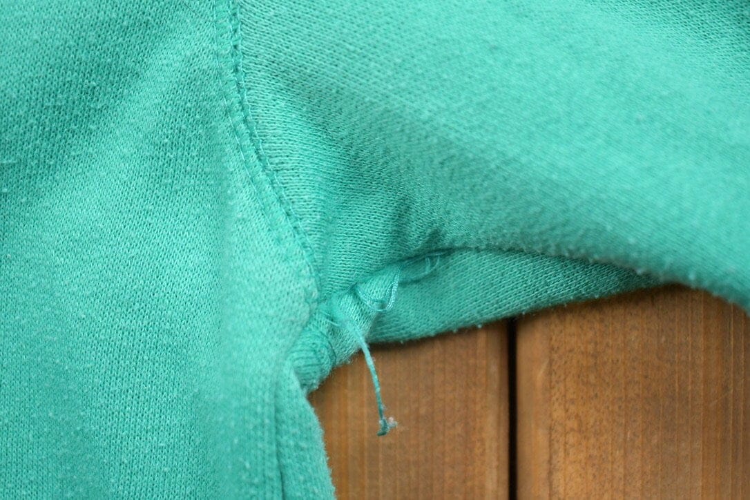 Other Clothing > Gender Neutral Adult Clothing > Hoodies & Sweatshirts > Sweatshirts Vintage 1990s Bay Waters Turquoise Crewneck Sweatshirt Women's L