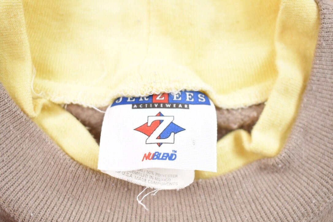 Other Clothing > Gender Neutral Adult Clothing > Hoodies & Sweatshirts > Sweatshirts Vintage 1990s Bird Feeder Theme Crewneck Sweater / 90s Crewneck / Grandma Sweater / Streetwear / Made In USA / Animal Theme / Jerzees