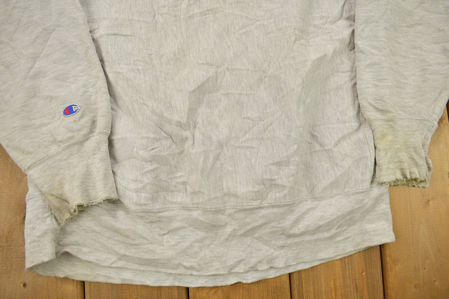 Other Clothing > Gender Neutral Adult Clothing > Hoodies & Sweatshirts > Sweatshirts Vintage 1990s Blank Grey Champion Reverse Weave Crewneck / Vintage Champion / Vintage Pullover / Streetwear /Made In USA / Sportswear