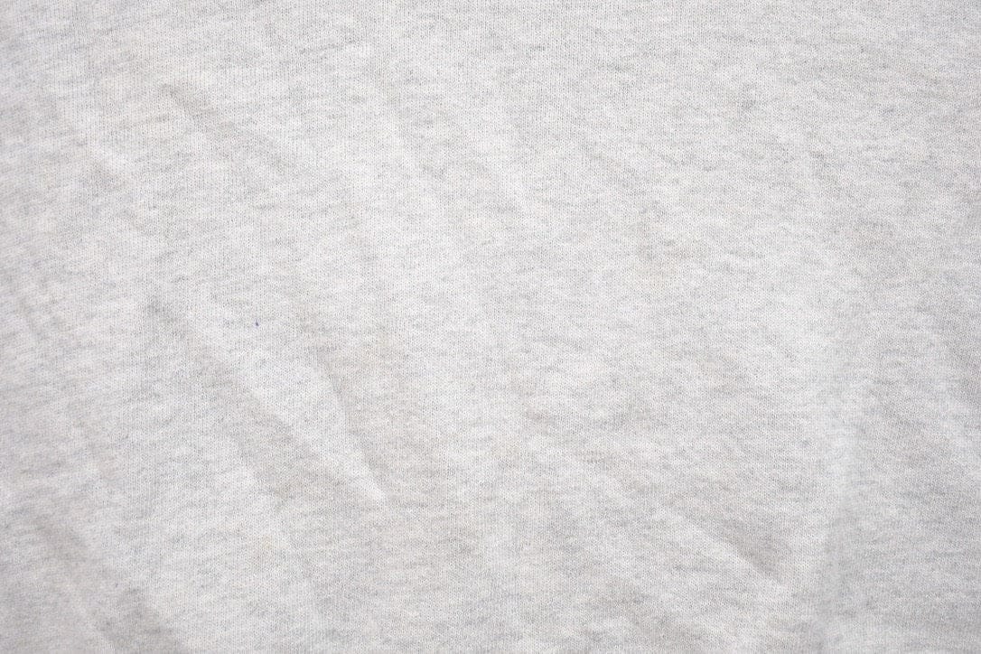 Other Clothing > Gender Neutral Adult Clothing > Hoodies & Sweatshirts > Sweatshirts Vintage 1990s Blank Grey Crewneck Sweatshirt Men's Small