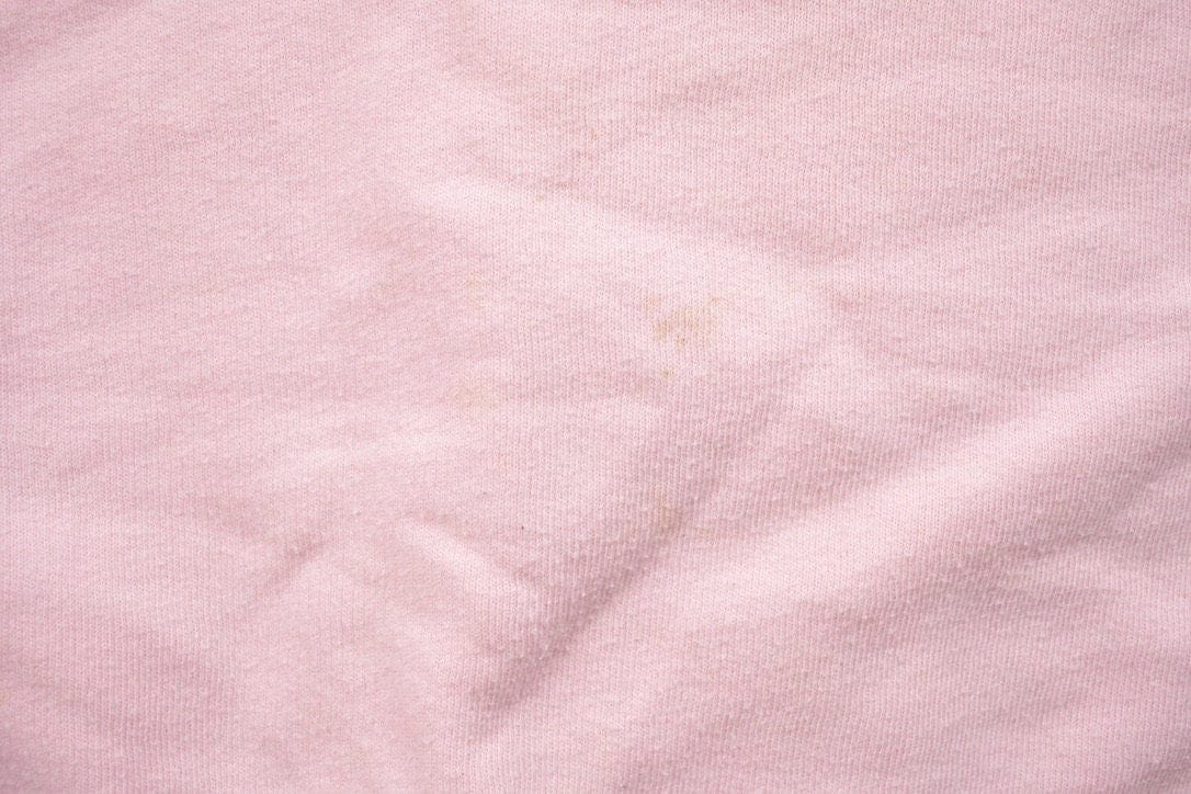 Other Clothing > Gender Neutral Adult Clothing > Hoodies & Sweatshirts > Sweatshirts Vintage 1990s Blank Pink Crewneck Sweatshirt Men's Medium