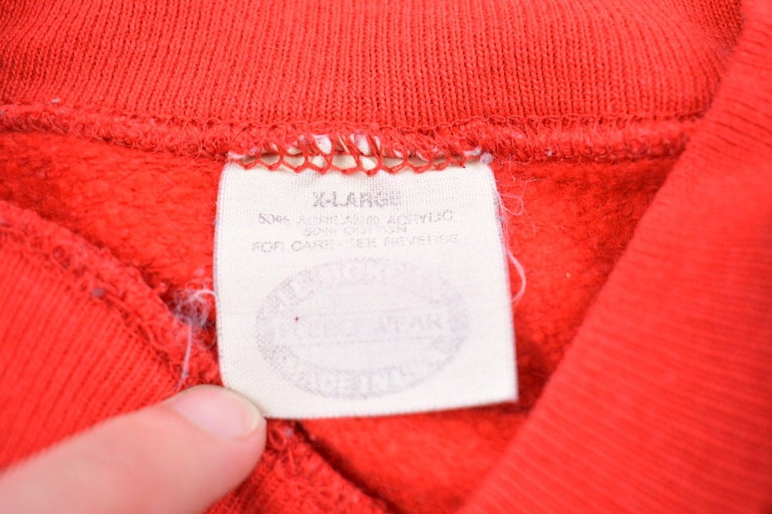 Other Clothing > Gender Neutral Adult Clothing > Hoodies & Sweatshirts > Sweatshirts Vintage 1990s Blank Red Crewneck Sweatshirt Women's L