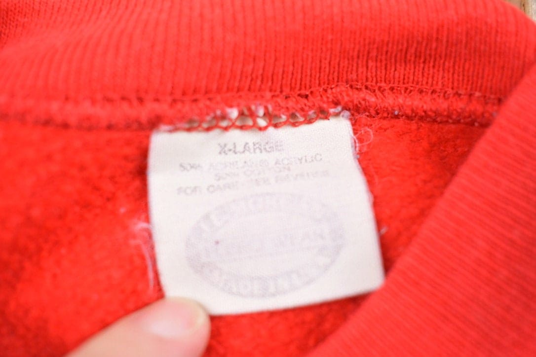 Other Clothing > Gender Neutral Adult Clothing > Hoodies & Sweatshirts > Sweatshirts Vintage 1990s Blank Red Crewneck Sweatshirt Women's L