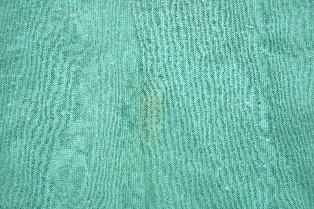 Other Clothing > Gender Neutral Adult Clothing > Hoodies & Sweatshirts > Sweatshirts Vintage 1990s Blank Turquoise Crewneck Sweatshirt Men's Small