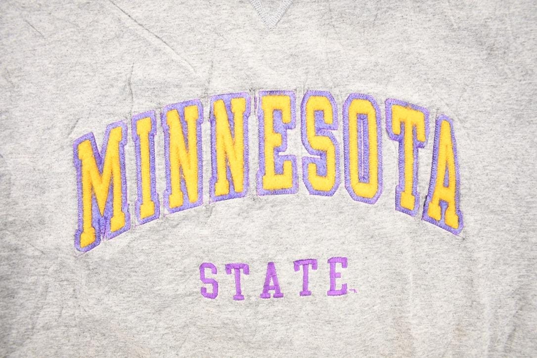 Other Clothing > Gender Neutral Adult Clothing > Hoodies & Sweatshirts > Sweatshirts Vintage 1990s Minnesota State University Big Cotton Gear For Sports Crewneck Mens L