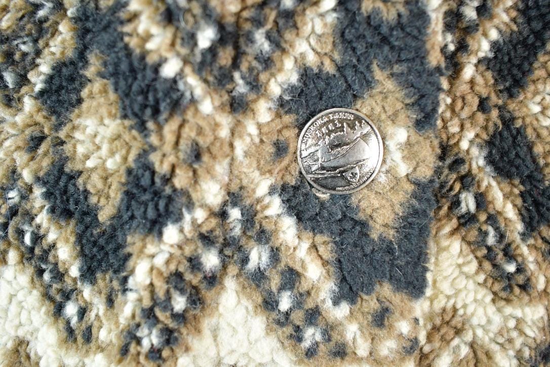 Other Clothing > Gender Neutral Adult Clothing > Hoodies & Sweatshirts > Sweatshirts Vintage 1990s Muskoka Lakes All Over Print Abstract Pattern Button Up Fleece Sweater Mens L