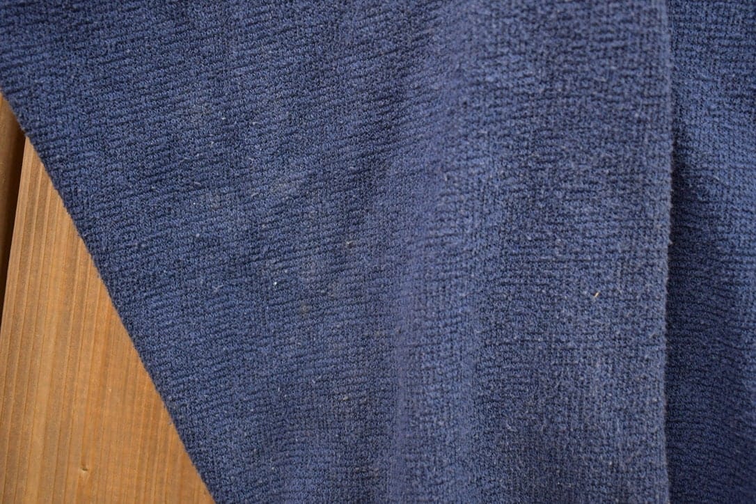 Other Clothing > Gender Neutral Adult Clothing > Hoodies & Sweatshirts > Sweatshirts Vintage 1990s Niagara Falls Crewneck Sweatshirt Men's Medium