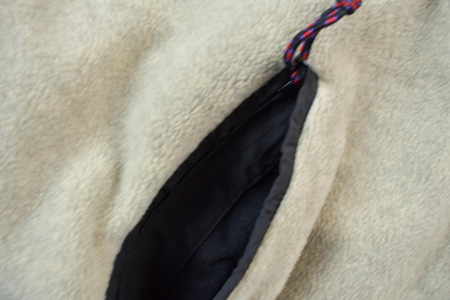 Other Clothing > Gender Neutral Adult Clothing > Hoodies & Sweatshirts > Sweatshirts Vintage 1990s Outersport Zip Up Beige Fleece Sweater Men's L