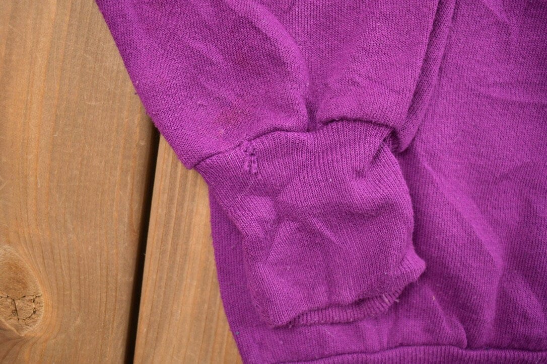 Other Clothing > Gender Neutral Adult Clothing > Hoodies & Sweatshirts > Sweatshirts Vintage 1990s Rocking Horse Crewneck Sweater Men's Medium