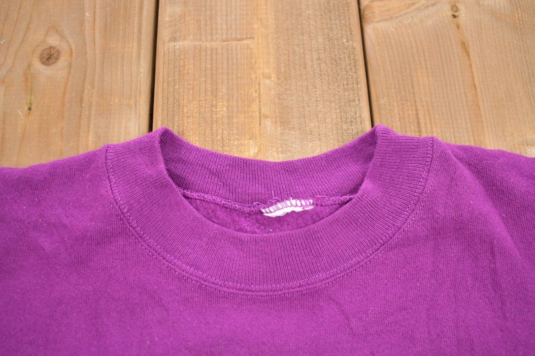 Other Clothing > Gender Neutral Adult Clothing > Hoodies & Sweatshirts > Sweatshirts Vintage 1990s Rocking Horse Crewneck Sweater Men's Medium