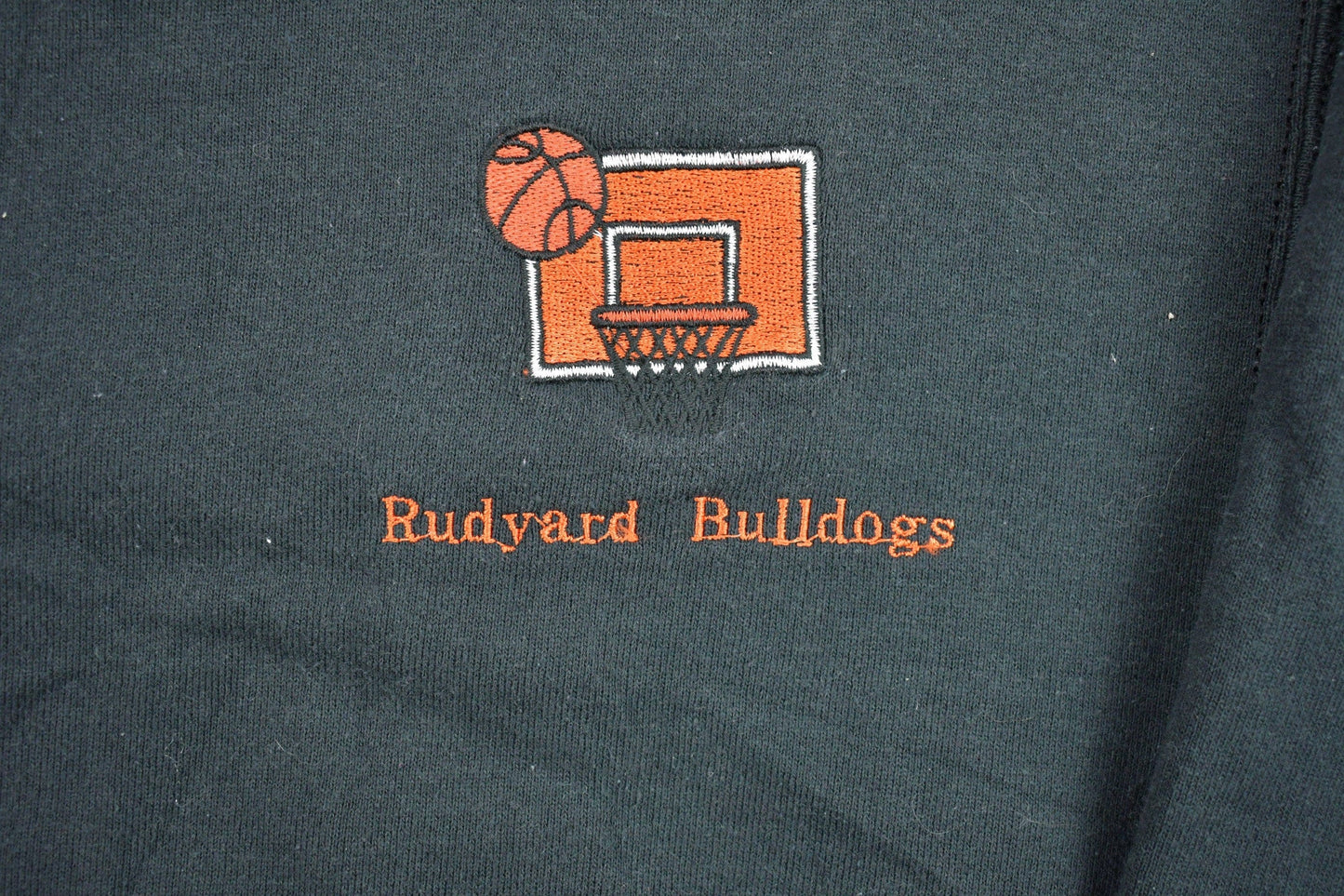 Other Clothing > Gender Neutral Adult Clothing > Hoodies & Sweatshirts > Sweatshirts Vintage 1990s Rudyard Bulldogs Crewneck Sweatshirt Men's Large