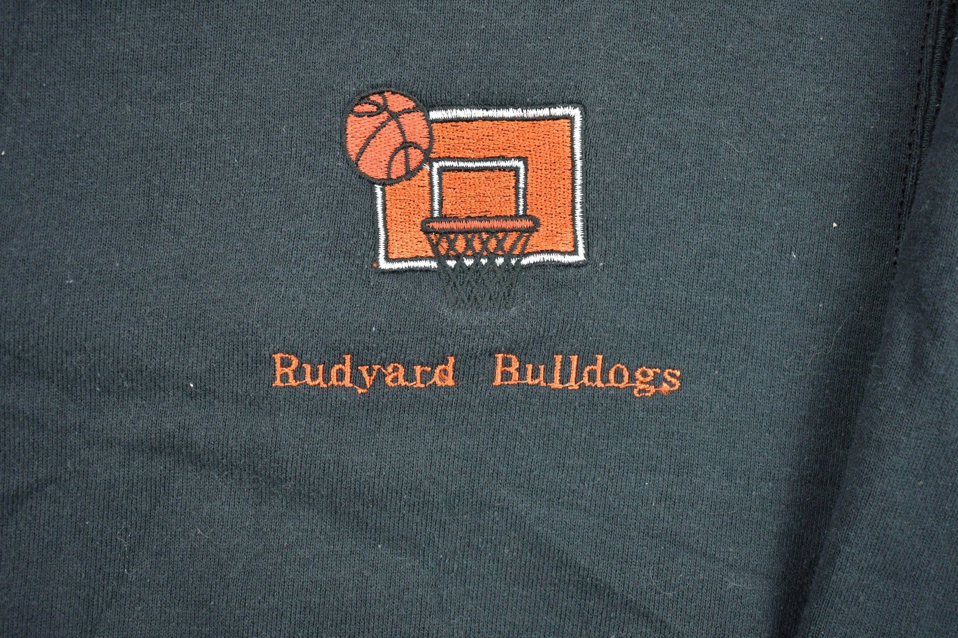 Other Clothing > Gender Neutral Adult Clothing > Hoodies & Sweatshirts > Sweatshirts Vintage 1990s Rudyard Bulldogs Crewneck Sweatshirt Men's Large
